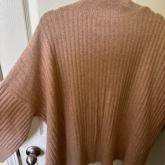 3/4 Sleeve Sweater - Picture 4 of 4